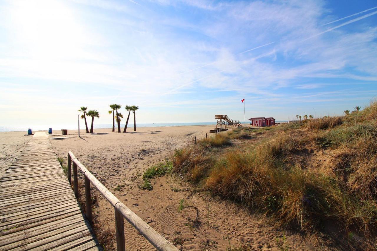 Global Properties, Apartamento Con Terraza Y Piscina A Un Paso De La Playa カネット・デ・ベレンゲル エクステリア 写真