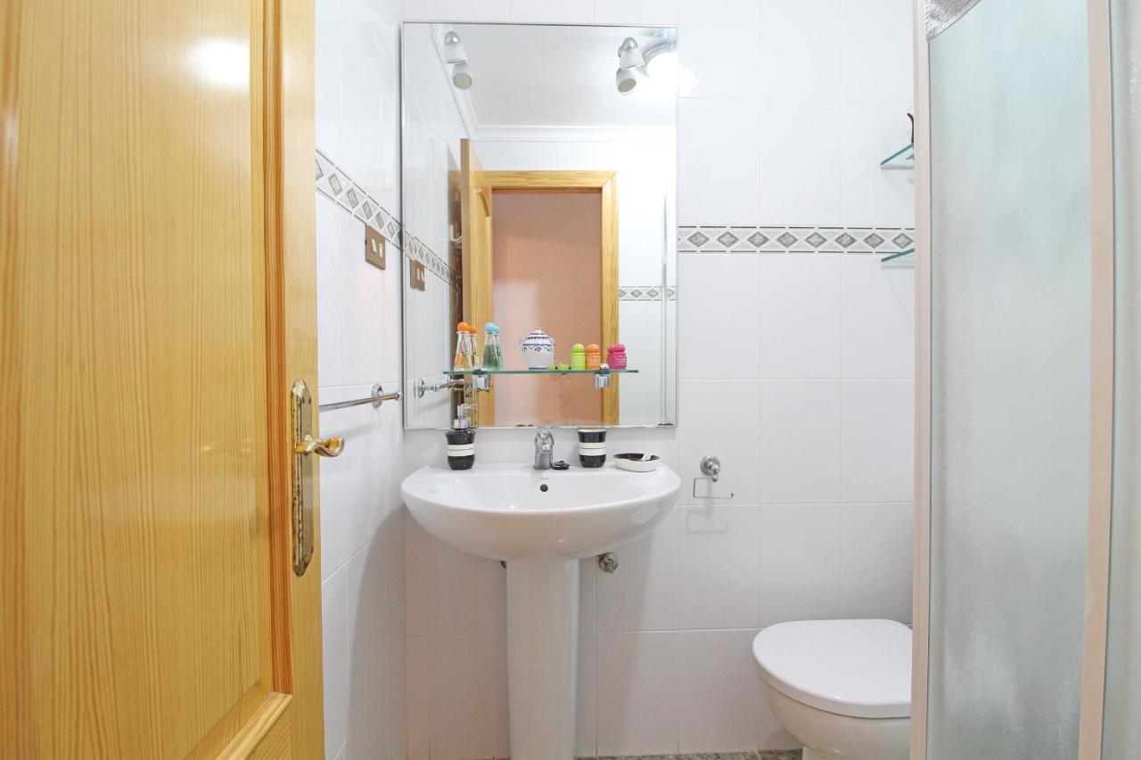 Global Properties, Apartamento Con Terraza Y Piscina A Un Paso De La Playa カネット・デ・ベレンゲル エクステリア 写真