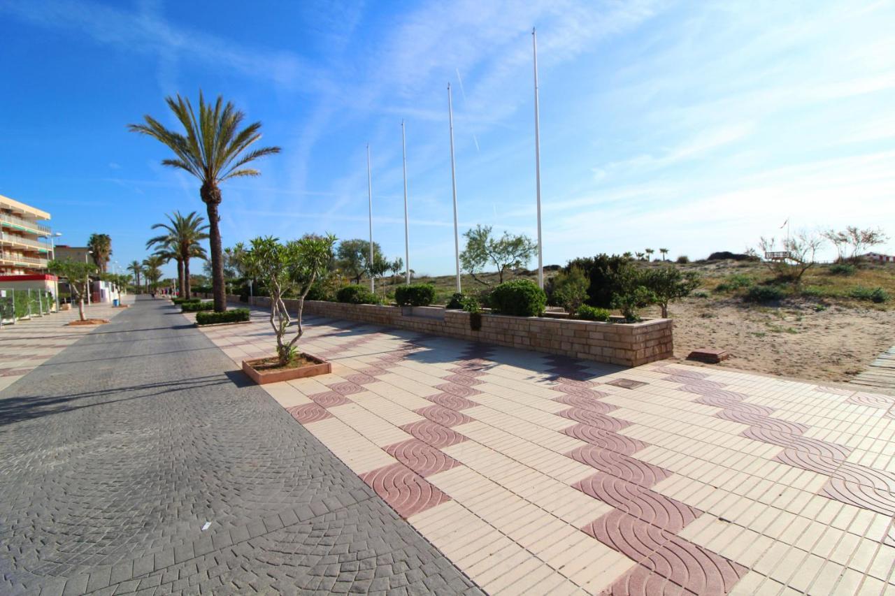 Global Properties, Apartamento Con Terraza Y Piscina A Un Paso De La Playa カネット・デ・ベレンゲル エクステリア 写真