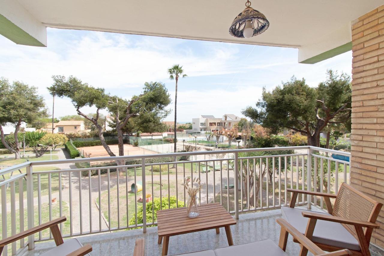 Global Properties, Apartamento Con Terraza Y Piscina A Un Paso De La Playa カネット・デ・ベレンゲル エクステリア 写真